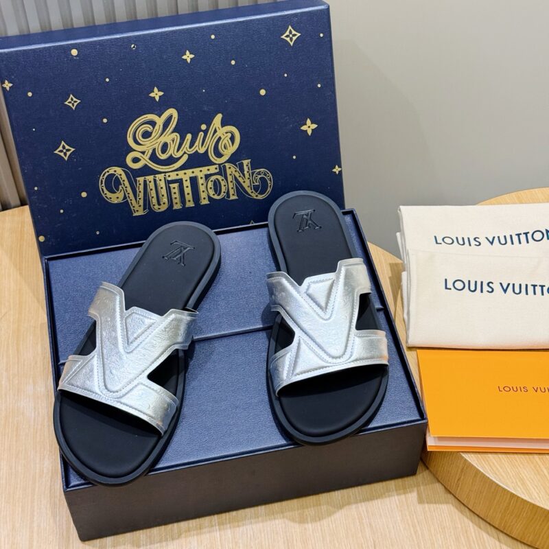 LV L家Waterfront凉拖
