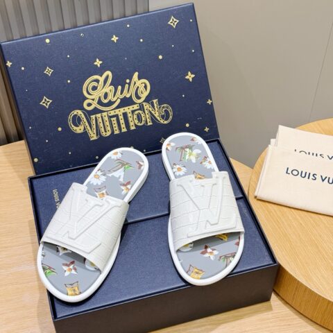 LV L家Waterfront凉拖