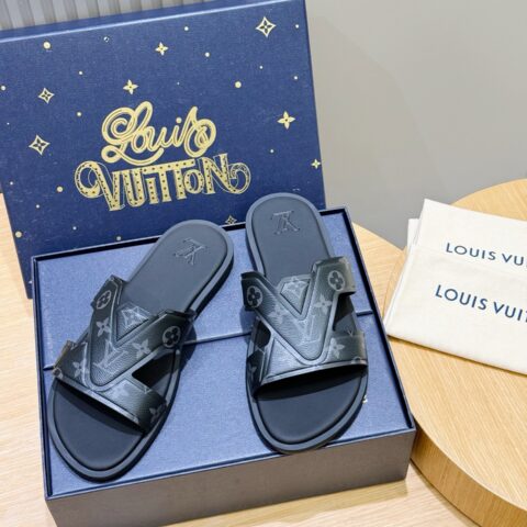 LV L家Waterfront凉拖