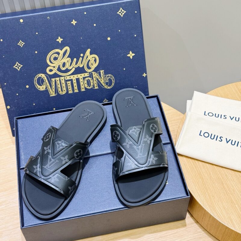 LV L家Waterfront凉拖