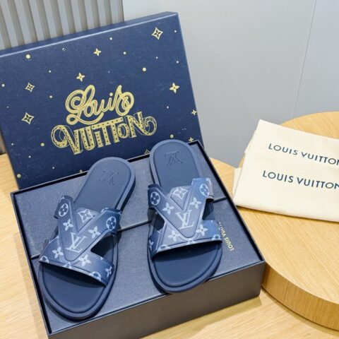 LV L家Waterfront凉拖