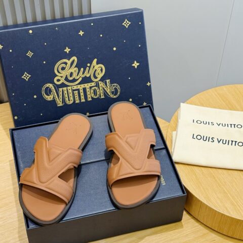 LV L家Waterfront凉拖