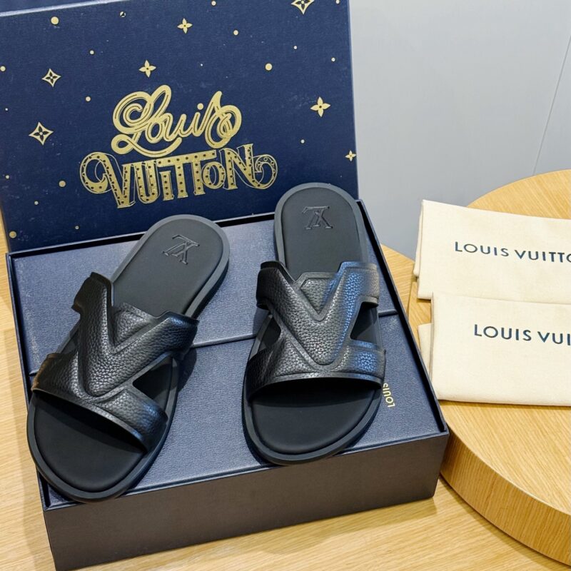 LV L家Waterfront凉拖