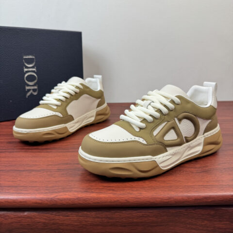 DIOR 新款男士厚底皮革休闲鞋 货号:D96142 白棕