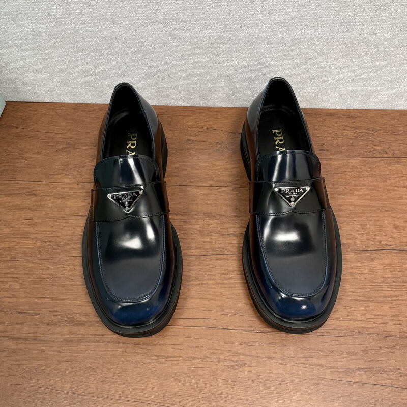 PRADA 男士新款皮革乐福鞋 货号:XY131三角标 蓝色开边珠
