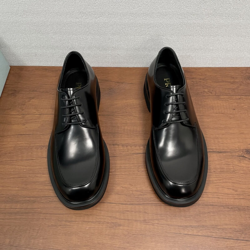 PRADA 男士新款皮革系带德比鞋 货号:XY131系带 黑色开边珠