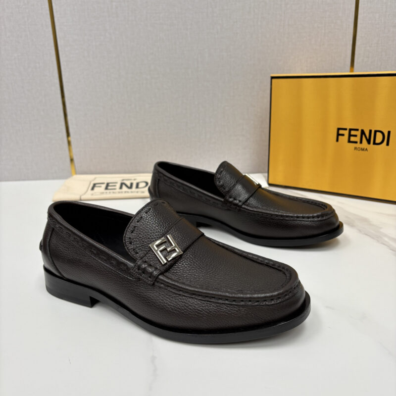 FENDI Lock乐福鞋皮鞋