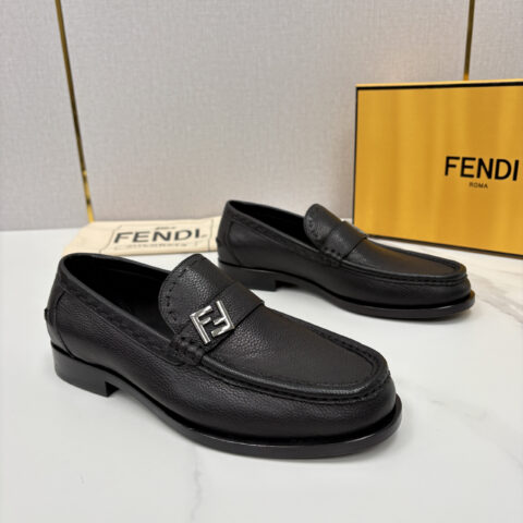 FENDI Lock乐福鞋皮鞋