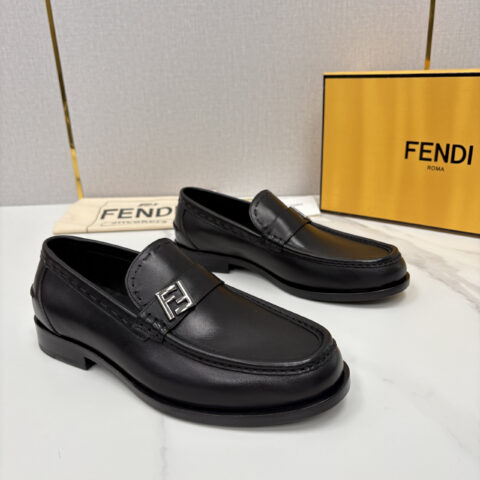 FENDI Lock乐福鞋皮鞋