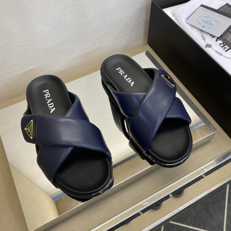 PRADA 时尚经典男拖鞋