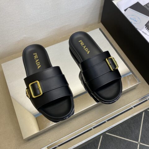 PRADA 时尚经典男拖鞋