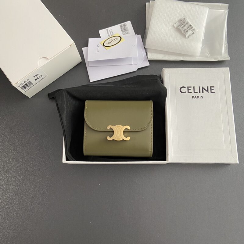 CELINE TRIOMPHE亮泽牛皮革钱包 编号:10D782CQH.04LU783 783橄榄全皮