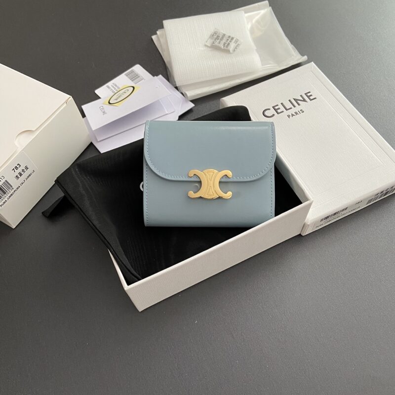 CELINE TRIOMPHE亮泽牛皮革钱包 编号:10D782CQH.04LU783 783浅蓝全皮