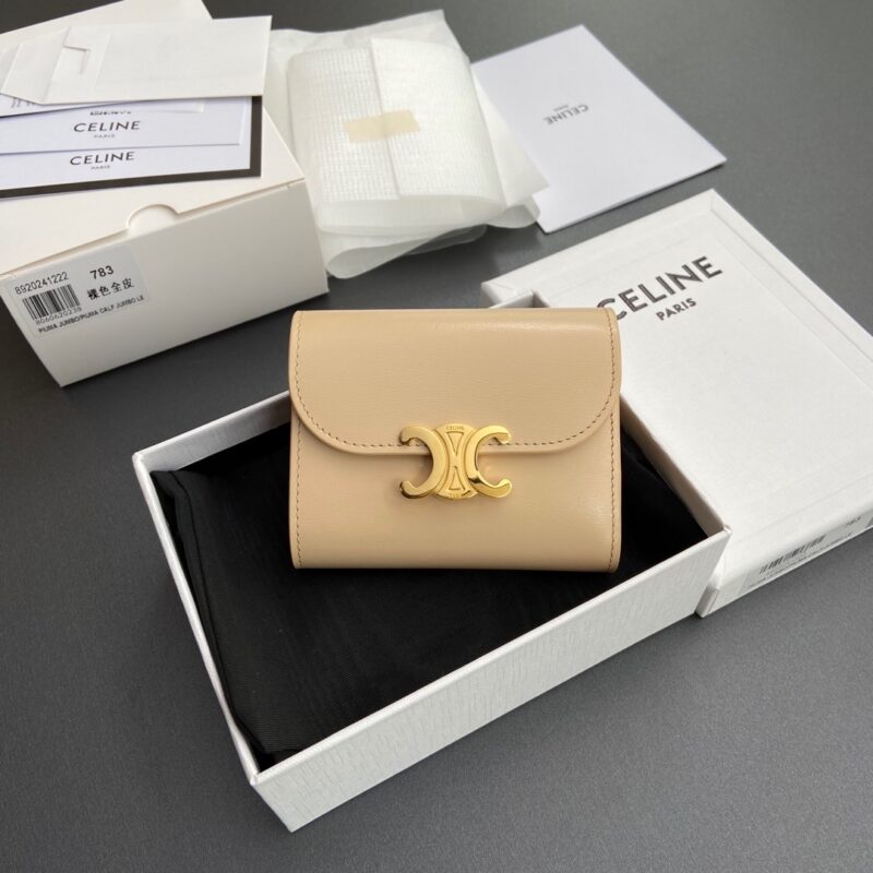 CELINE TRIOMPHE亮泽牛皮革钱包 编号:10D782CQH.04LU783 783 裸色全皮