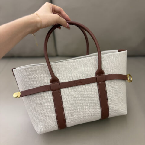 Loro Piana Ghiera Shopper手袋 型号:FAO7477焦糖色拼自然色 小号