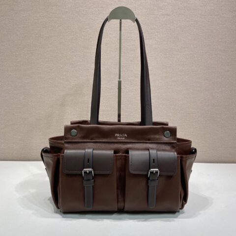 PRADA 新品route 🎉1BG645托特包