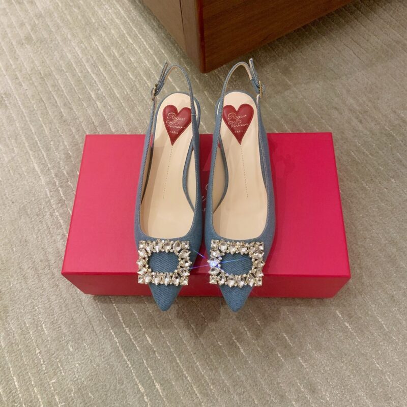 Roger Vivier Virgule 漆皮后袢带高跟鞋