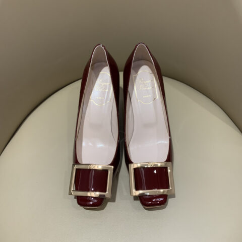 Roger vivier  26 秋冬Bella Vivie 勃艮第红
