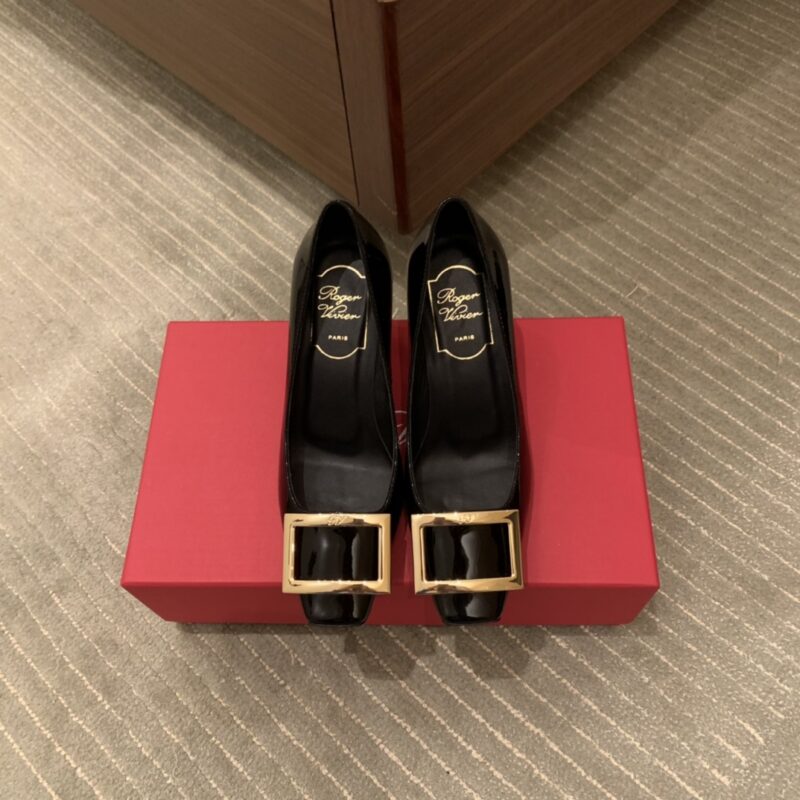 Roger vivier 早春6.5cm新款