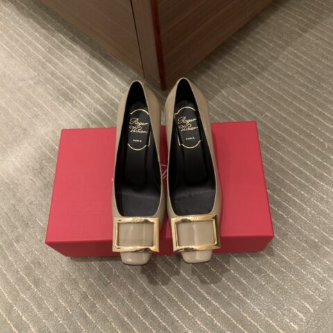 Roger vivier 早春6.5cm新款