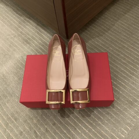 Roger vivier 早春6.5cm新款