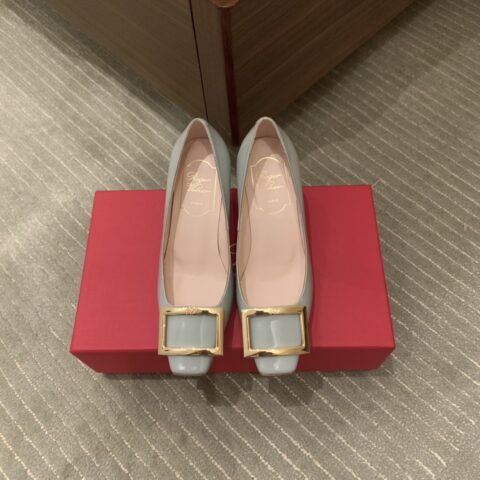 Roger vivier 早春6.5cm新款