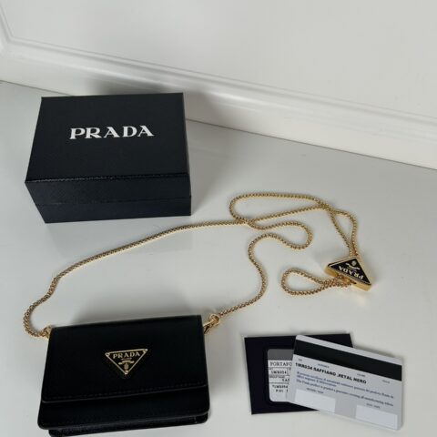 PRADA P家➡️女士多功能迷你小背包,型号1MR034