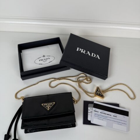 PRADA P家➡️女士多功能迷你小背包，型号1MR034