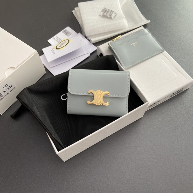 CELINE TRIOMPHE亮泽皮皮革短款钱包 编号:10l653DS3.04LU652 653冰川蓝全皮