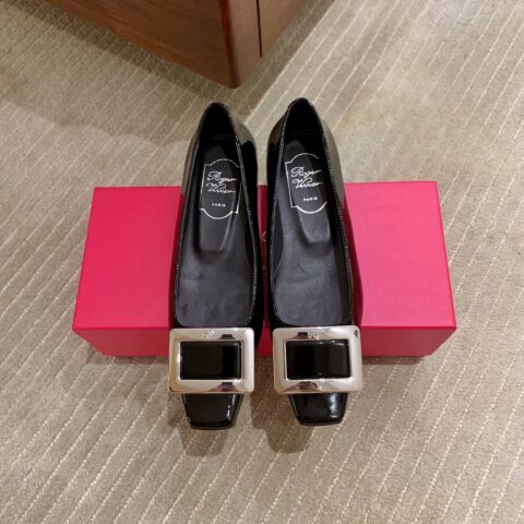 Roger Vivieri  2.5cm方扣漆皮
