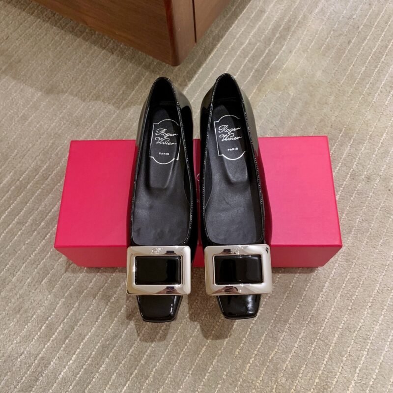 Roger Vivieri  2.5cm方扣漆皮