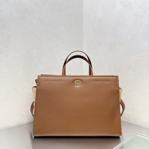 Burberry Cotswolds 格纹托特包 型号0411 棕色大号