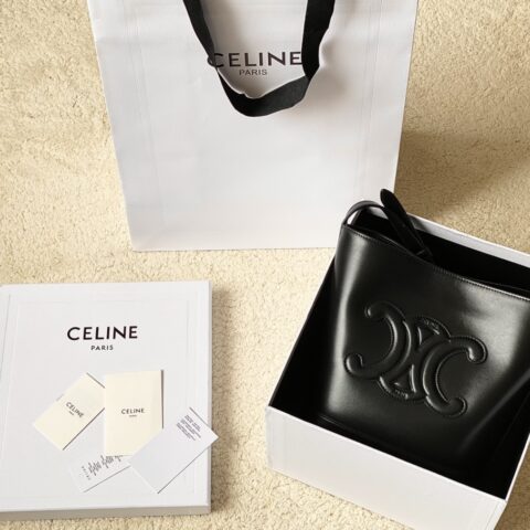 CELINE CUIR TRIOMPHE水桶 款号:198243