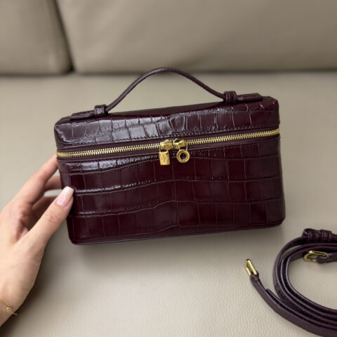 Loro Piana Extra Pocket L19手拿包 型号:FAO6385 尼罗鳄 酒红色