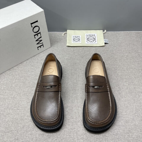 LOEWE 商务皮鞋