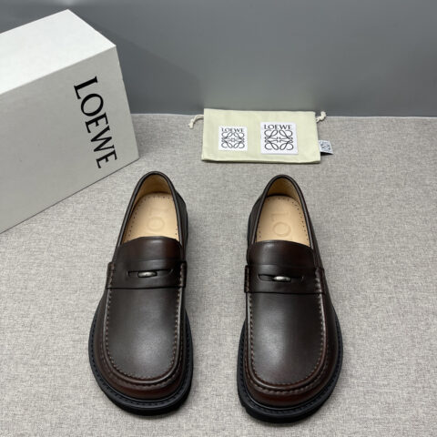 LOEWE  商务皮鞋