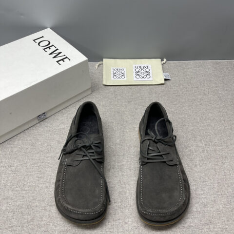 LOEWE 商务皮鞋