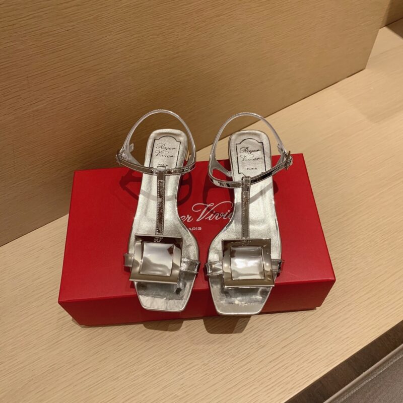Roger vivier 方扣凉鞋
