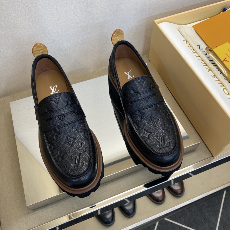 LV 男士时尚经典乐福鞋