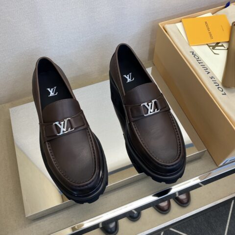 LV 男士时尚经典乐福鞋