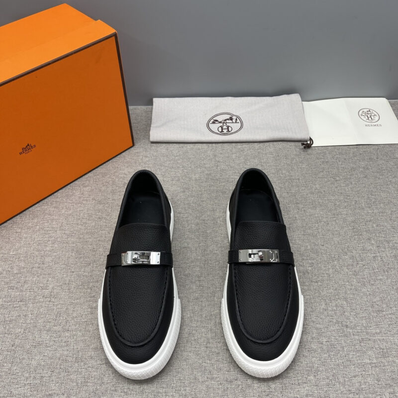 HERMES 经典Kelly扣点亮鞋乐福鞋系列