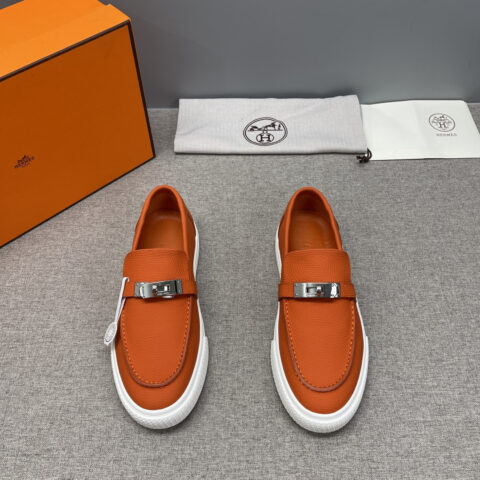 HERMES 经典Kelly扣点亮鞋乐福鞋系列