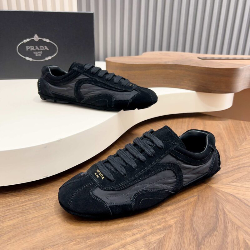 PRADA Montecarlo 男士运动鞋 货号:2E2470B