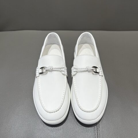 HERMES 小牛皮乐福鞋