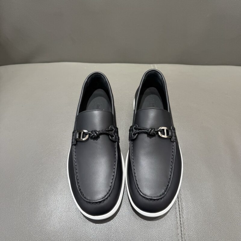 HERMES 小牛皮乐福鞋