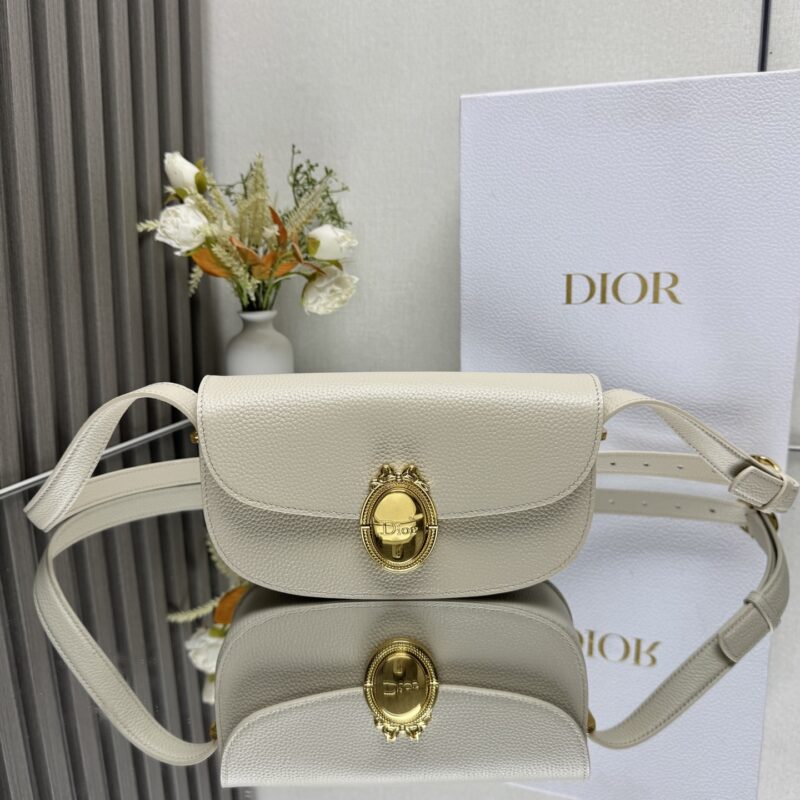 DIOR 最新款Medaillon系列 型号:3921