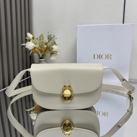 DIOR 最新款Medaillon系列 型号:3922
