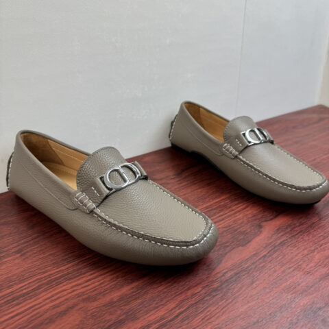 DIOR Odeon便鞋 粒面牛皮潮流司机鞋 货号：LO20E皮面 深灰
