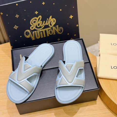 LV L家Waterfront凉拖