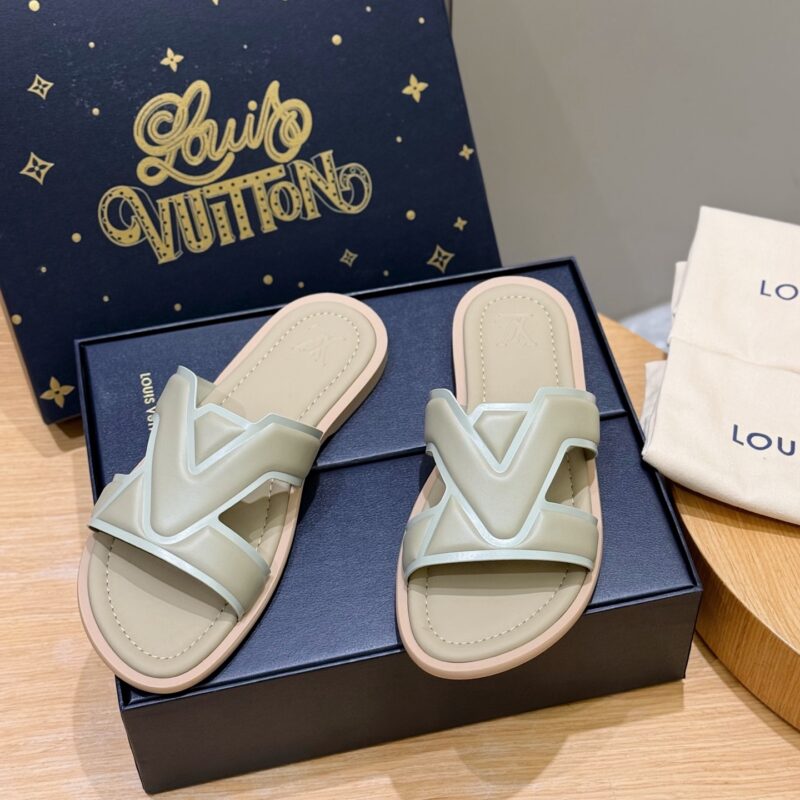 LV L家Waterfront凉拖